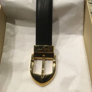 𝙇𝙤𝙪𝙞𝙨 𝙑𝙪𝙞𝙩𝙩𝙤𝙣